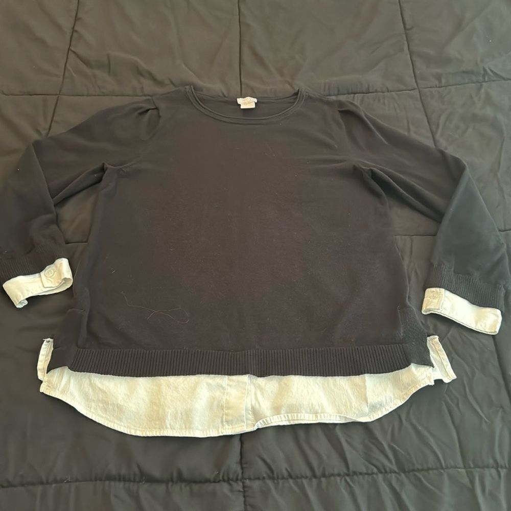 Chico’s Black Sweater. Size 0. White cuffs and bottom of sweater.